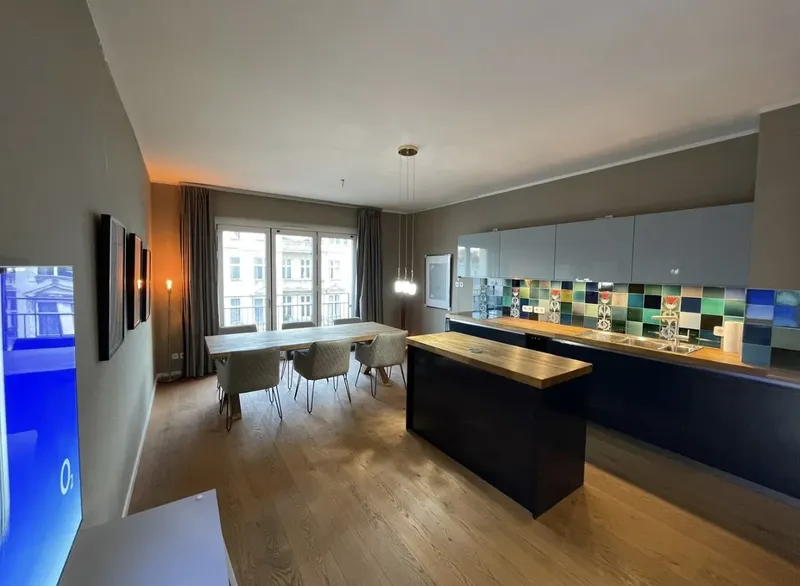 Exklusiv wohnen am ViKtoria-Luise-Platz – Hochwertig möblierte 2-Zimmer-Wohnung im GEISBERG BERLIN — photo 1